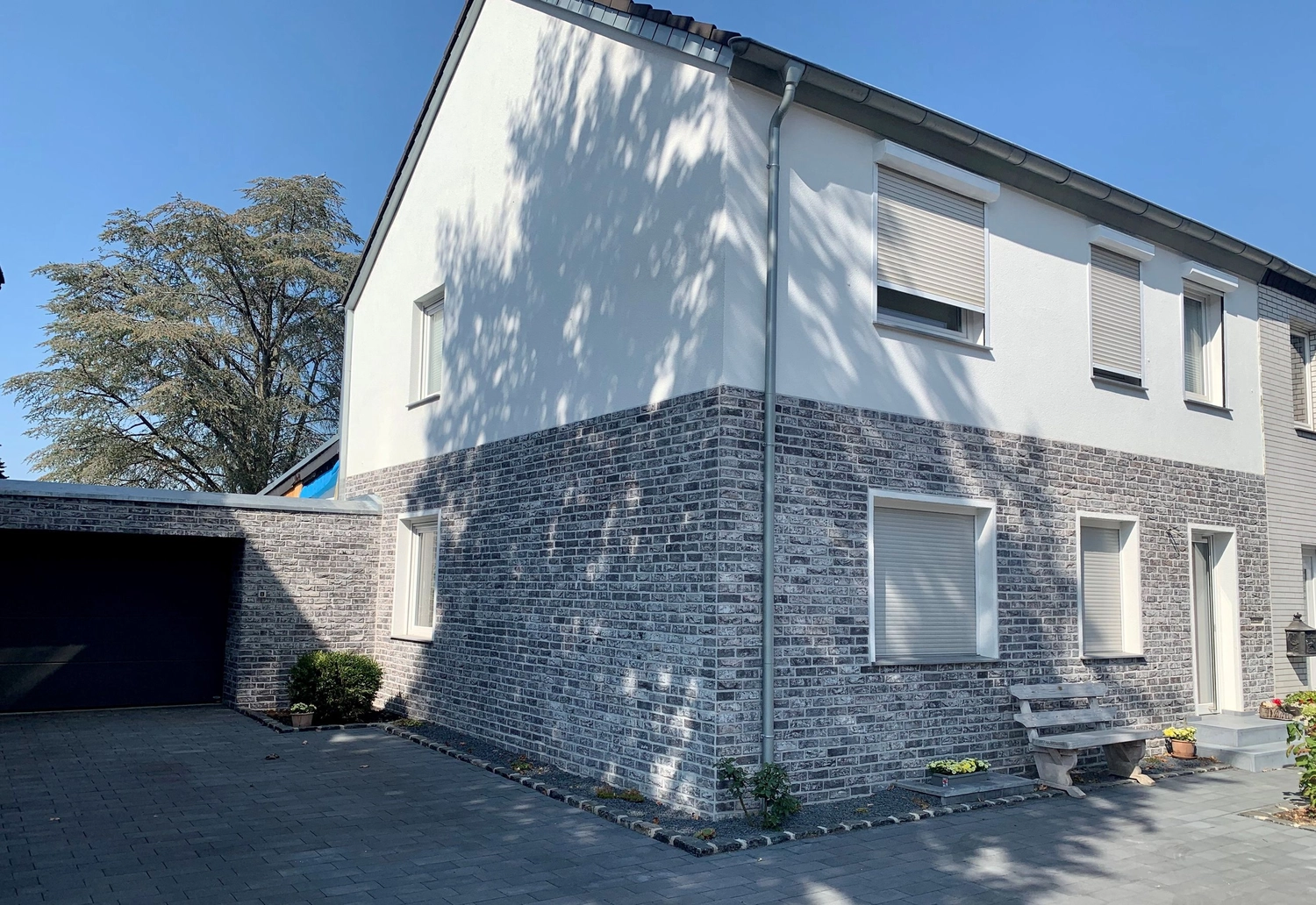 Bauunternehmung Gehlen - Sanierung, Fassade & Innenausbau - Exklusiver Bruchsteinlook für Ihre Fassade