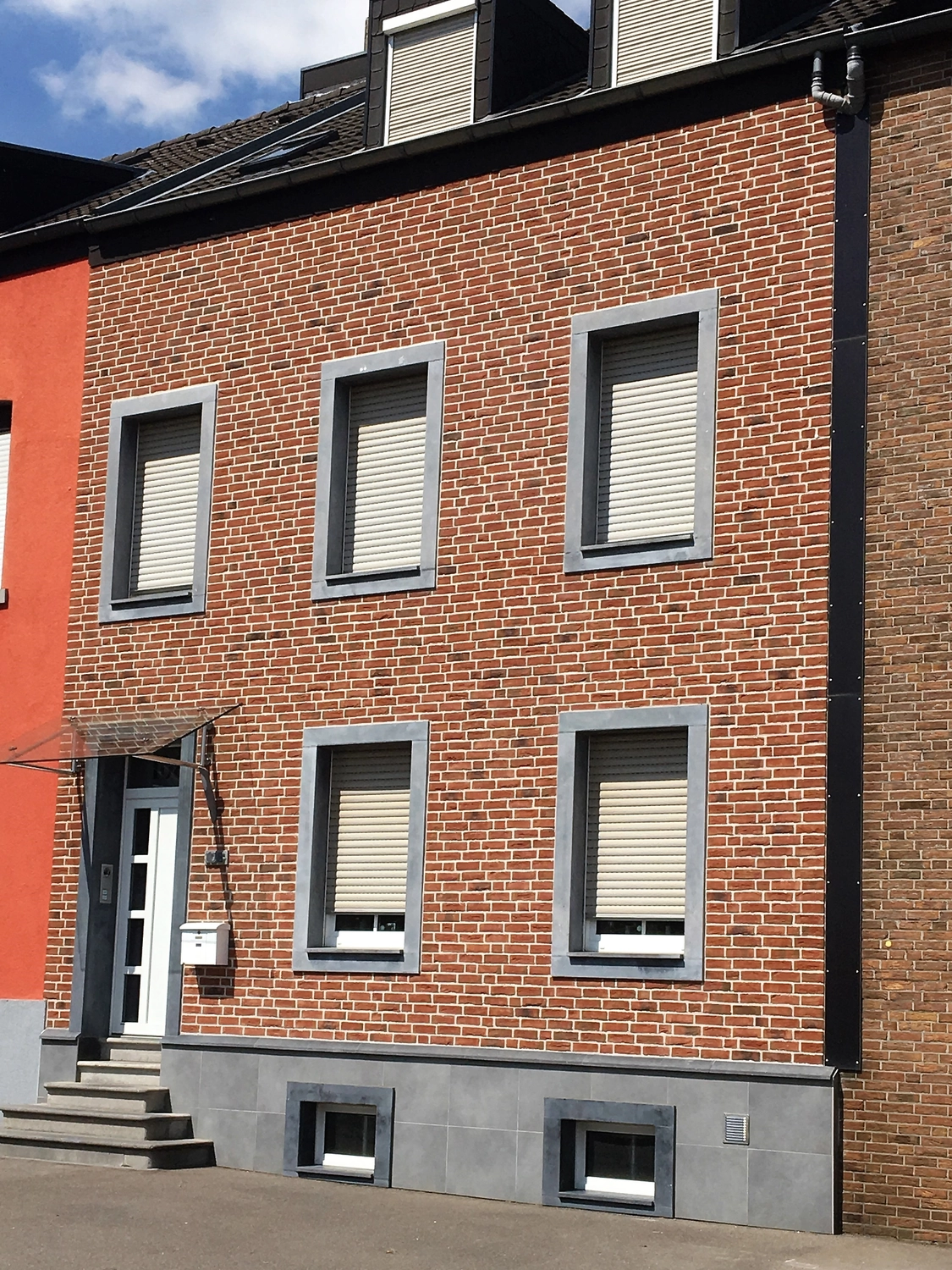 Bauunternehmung Gehlen - Sanierung, Fassade & Innenausbau - Klinkerriemchen