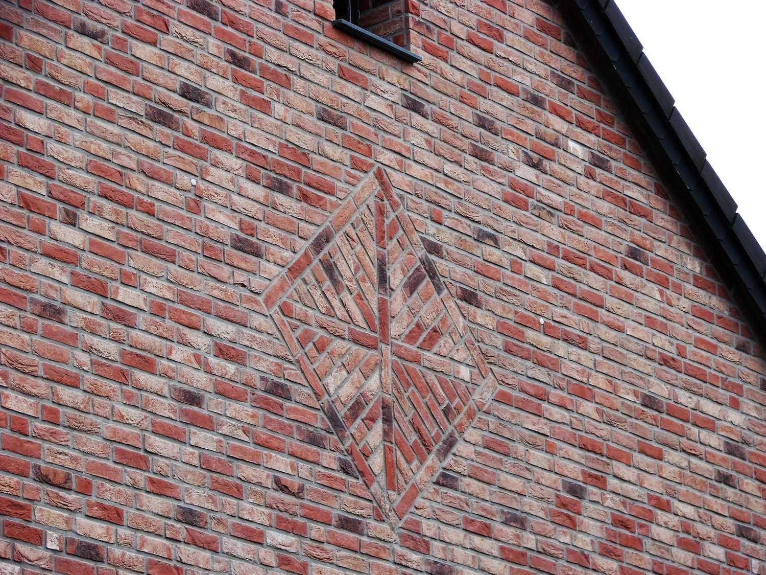 Bauunternehmung Gehlen - Sanierung, Fassade & Innenausbau - Klinkerriemchen