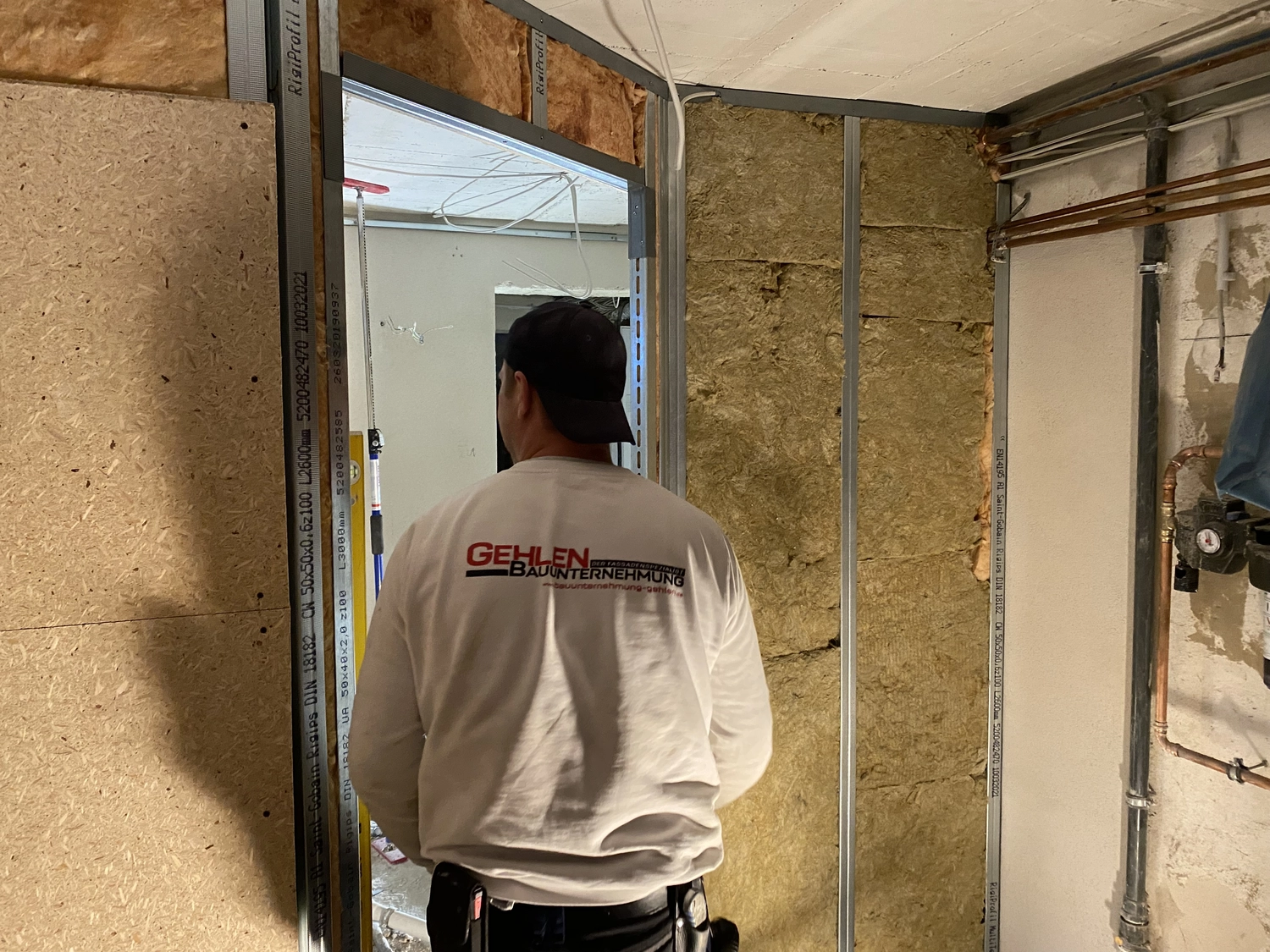 Bauunternehmung Gehlen - Sanierung, Fassade & Innenausbau - Trockenbau & Innenputz