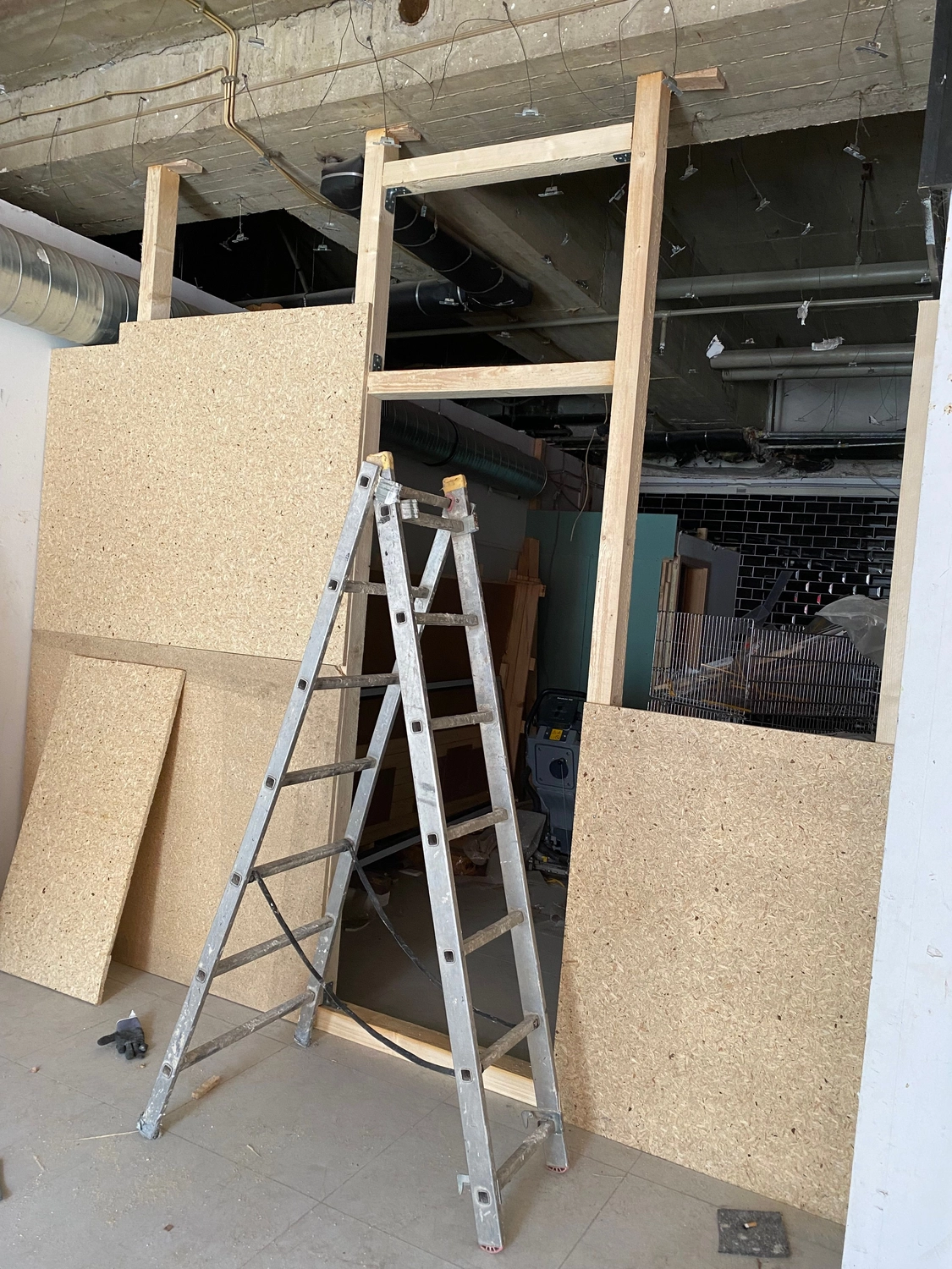 Bauunternehmung Gehlen - Sanierung, Fassade & Innenausbau - Trockenbau & Innenputz