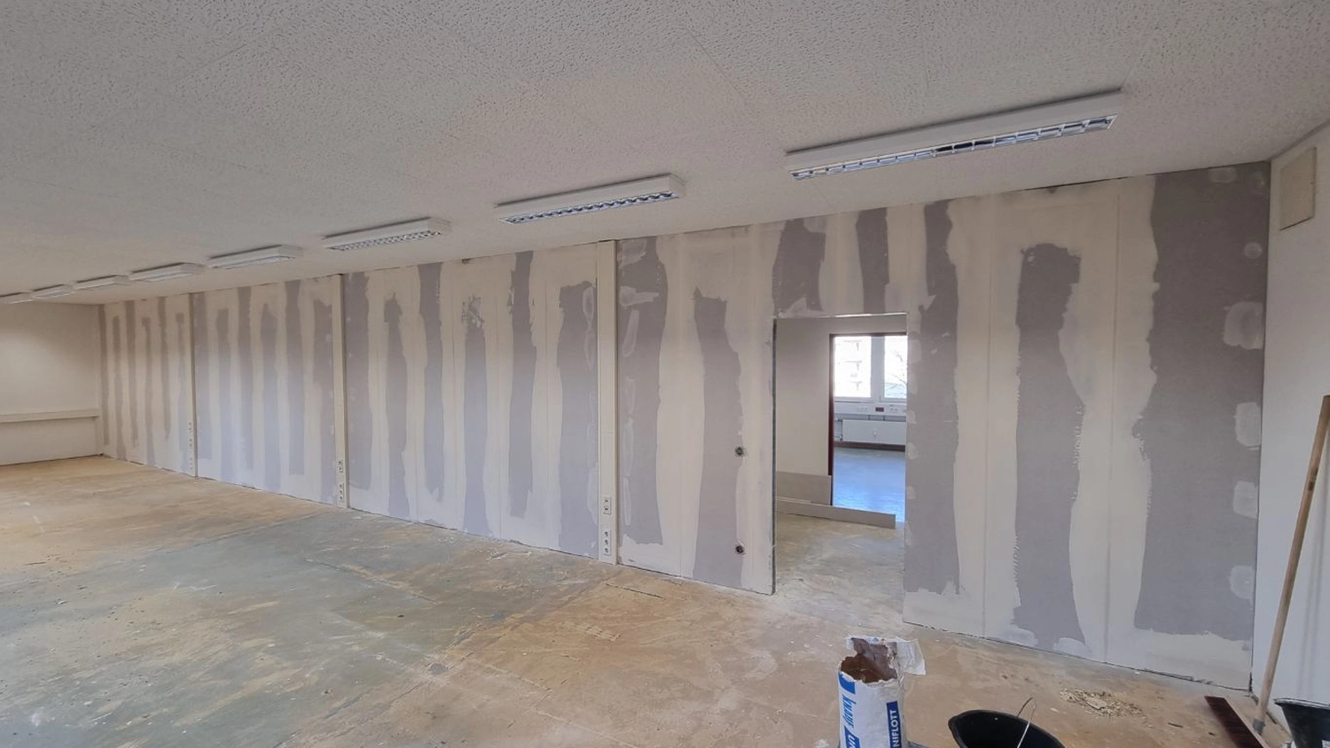 Bauunternehmung Gehlen - Sanierung, Fassade & Innenausbau - Trockenbau & Innenputz