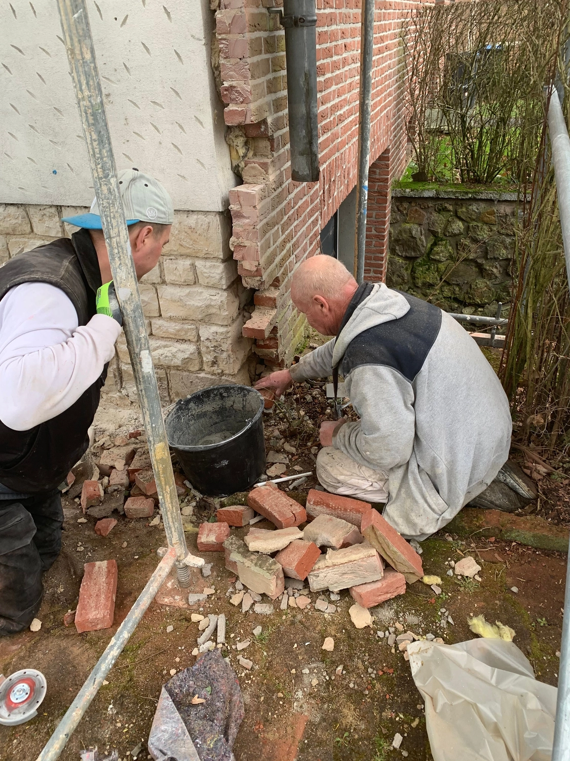 Bauunternehmung Gehlen - Sanierung, Fassade & Innenausbau - Ziegel