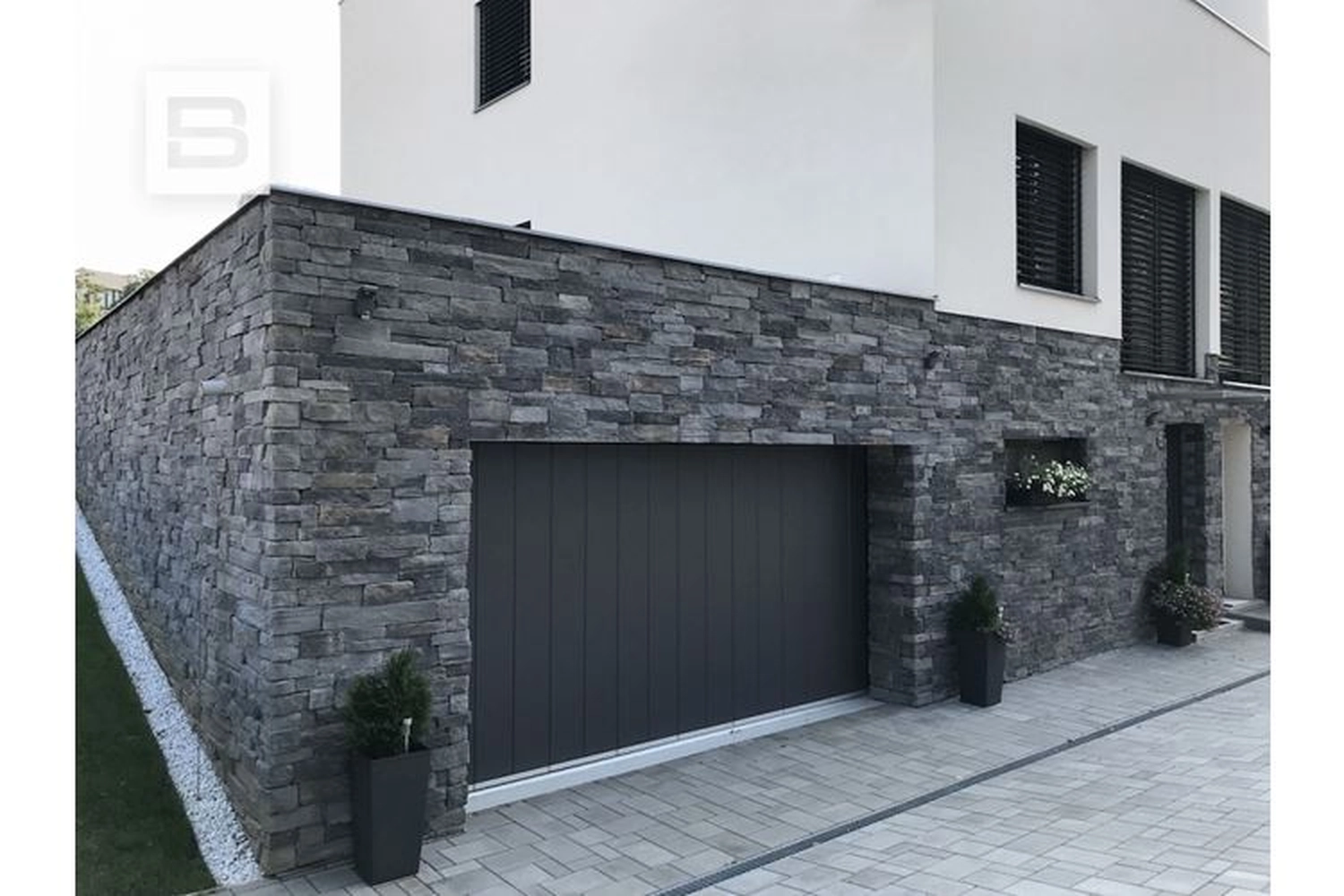 Bauunternehmung Gehlen - Sanierung, Fassade & Innenausbau - Exklusiver Bruchsteinlook für Ihre Fassade - haus