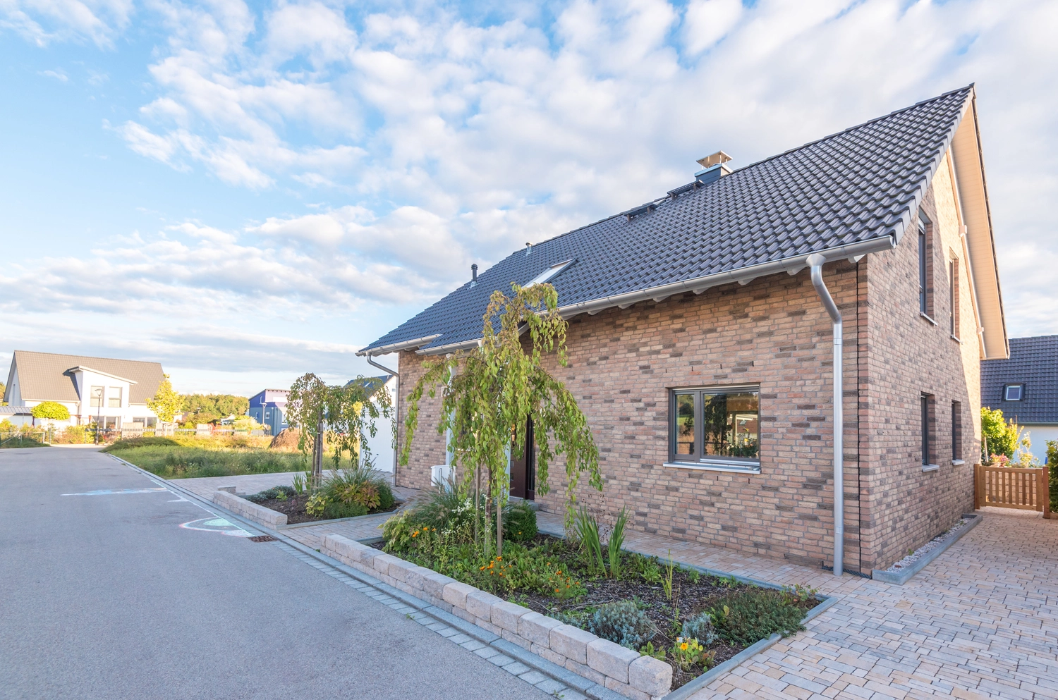 Bauunternehmung Gehlen - Sanierung, Fassade & Innenausbau - Haus